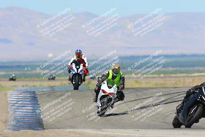 media/May-29-2022-Lets Ride (Sun) [[e8986be515]]/B Group/1020am (Outside Grapevine)/